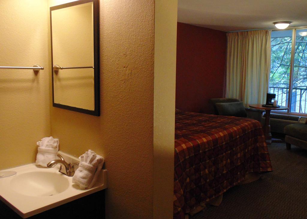 Terrace Inn On The Water Gatlinburg Ruang foto