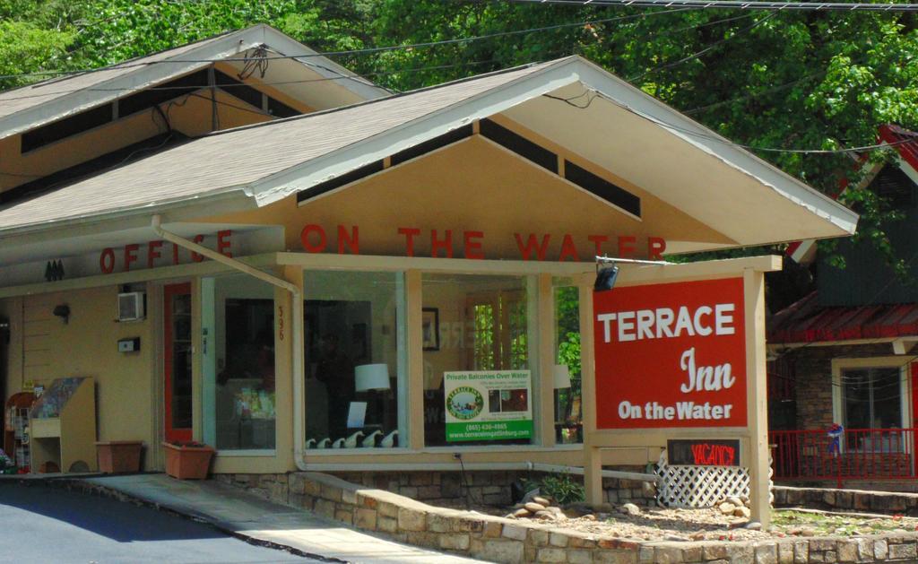 Terrace Inn On The Water Gatlinburg Bagian luar foto